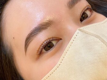 マリーゴールド(MariGold)の写真/【すっぴんでも可愛い目元◎】学生さんやメイクNGのお仕事の方も、自然な上向きまつ毛で上品可愛い目元に☆