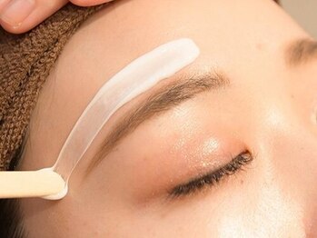 シャイン(shine)の写真/美肌の基本は産毛ケアから！お顔全体のWAX脱毛で、セルフでは難しい細かい産毛にも徹底アプローチ◎