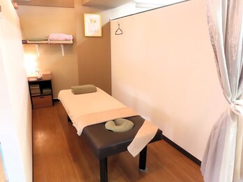 リラクゼーションサロン ココロ(kokoro)の写真/当店自慢の【全身もみほぐし50分¥3300】溜まった疲れをリセット!駐車場完備でお仕事・お買い物の合間にも◎