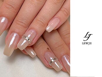 リュージェ(LEWJE)/ホワイトパール　リング　白