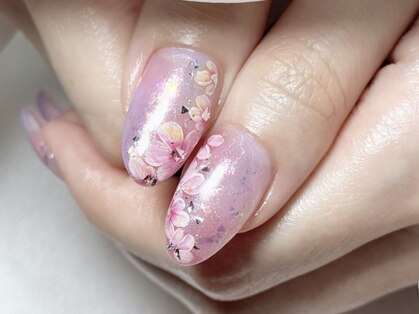 バドゥネイル(bud nail)の写真