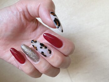 リアンネイル(Liens Nail)/ヒョウ柄秋ネイル