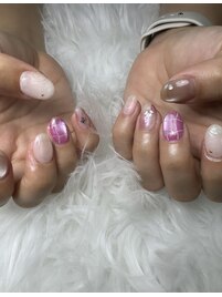 うるうるニュアンスネイル