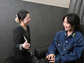 眉ラボ 熊本店の写真/【熊本/美眉専門店】通町筋駅徒歩4分で通いやすいメンズ眉毛サロン◎当店アイブロウリストは国家資格保持者