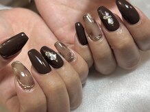 マラマネイル(Malama Nail)/ブラウン×ミラーアート×シェル