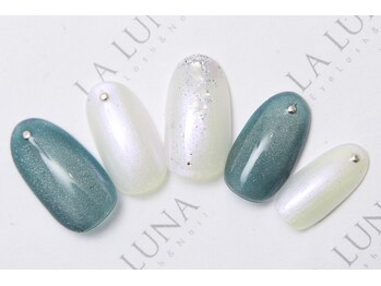 ラルナ ネイルアンドアイラッシュサロン(LA LUNA nail & eyelash salon)/25年5月6月◇定額ボリューム◇