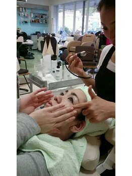 エリカコートニービューティーアンドリラクゼーション (Beauty&Relaxation)/即実感★ 見て、触れてわかる!