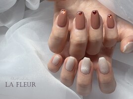 Simple asymmetry ◆ La Fleur