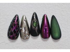 個性派ネイル