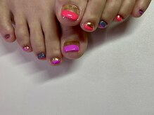 ルカ 原宿(lux)/ミラーネイル × ネオンカラー