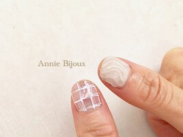 ＊see-through plaid &wave nail