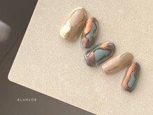 ネイルサロン ブランロール 三軒茶屋店(Blanl'or)/うねうねニュアンスミラー