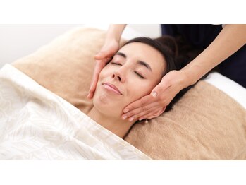 ハレア(HA LEA)/アーユル小顔フェイシャル