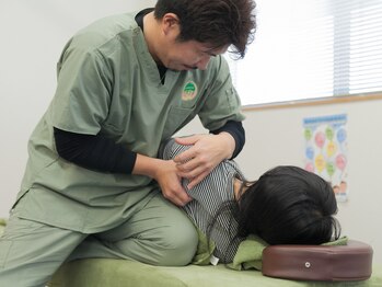 整骨院がじゅまる堂/肩こりは「肩甲骨」が原因かも!?