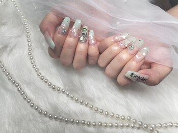 リアン 京都四条河原町店(Lian)の写真/うるちゅるネイルやマグネットなど…流行りのワンホンネイルも叶います☆