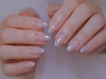 幻之花ネイルの写真/【お得な¥2000オフクーポンあります☆】上品シンプルネイルだからこそ爪の形・フォルムで差がつく手元に。