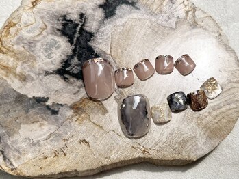 ユイル(Uill)/FOOT定額ニュアンスネイル90min 