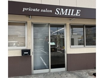 スマイル(SMILE)/外観