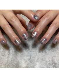 キラキラニュアンスネイル