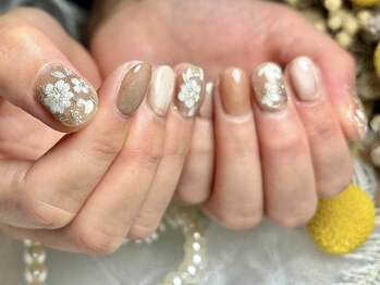 サロンドフォーエイチ(salon de 4H)/ホワイトフラワーネイル♪