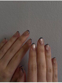 ロミー(Rommy)/マグネットフレンチネイル