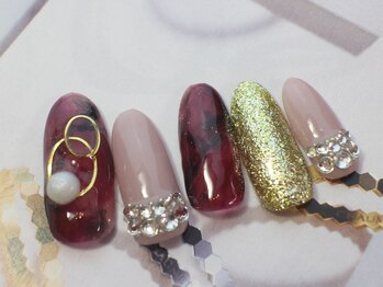 ネイルサロン ティディ(TIDY)/ワインレッドのタイダイネイル