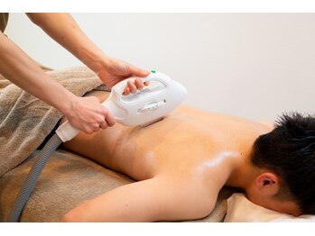 グラット(GLATT)/背中の脱毛