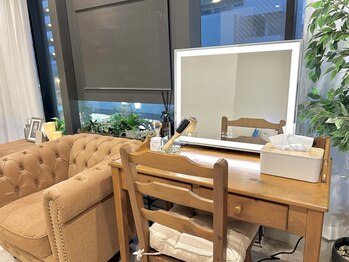 ロワ(Roi)/エステ後メイクスペースでお直し