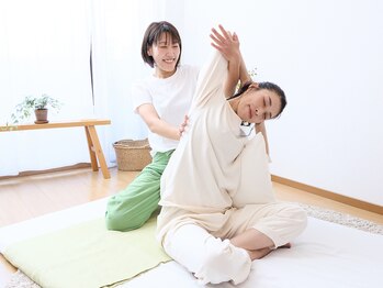 ルーン(ruun)/座った状態でもしっかり伸ばす＊