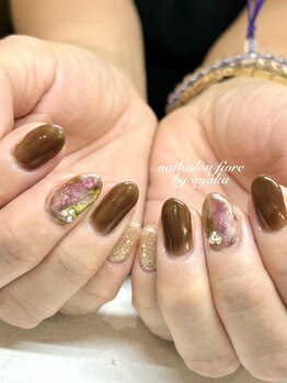 秋色ニュアンスネイル　by板倉