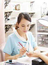 ティー ネイル サロン キョウト(T nail salon Kyoto) Nguyen Thu Thuy
