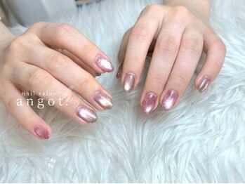 アンガット(angot.)/秋アシメマグネットネイル