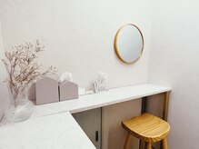 ミレーム(milerm)の雰囲気（施術後はメイクブースでゆっくりお直し頂けます☆）