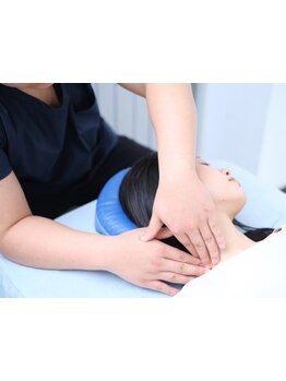 首・肩のつらさを改善したい