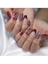 ネイルサロン R/スタイリングコース　Aki