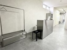 サンビューティー 心斎橋(SAN Beauty)の雰囲気（エレベーターあがると受付がございます！）