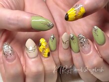 キラ(KIRA)/ひまわりネイル