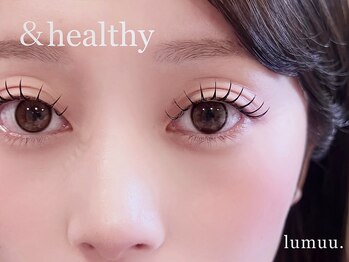 ルムー(lumuu.)の写真/ひと目で“オシャレ”とわかる、洗練された目元。大人の魅力を引き立てる、気品溢れる上質なまつげへ…♪