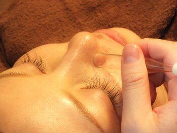 パルファム/毛穴の黒ずみ吸引