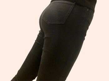 ルーナジェーナ(Luna llena)/もう服でボディラインを隠さない