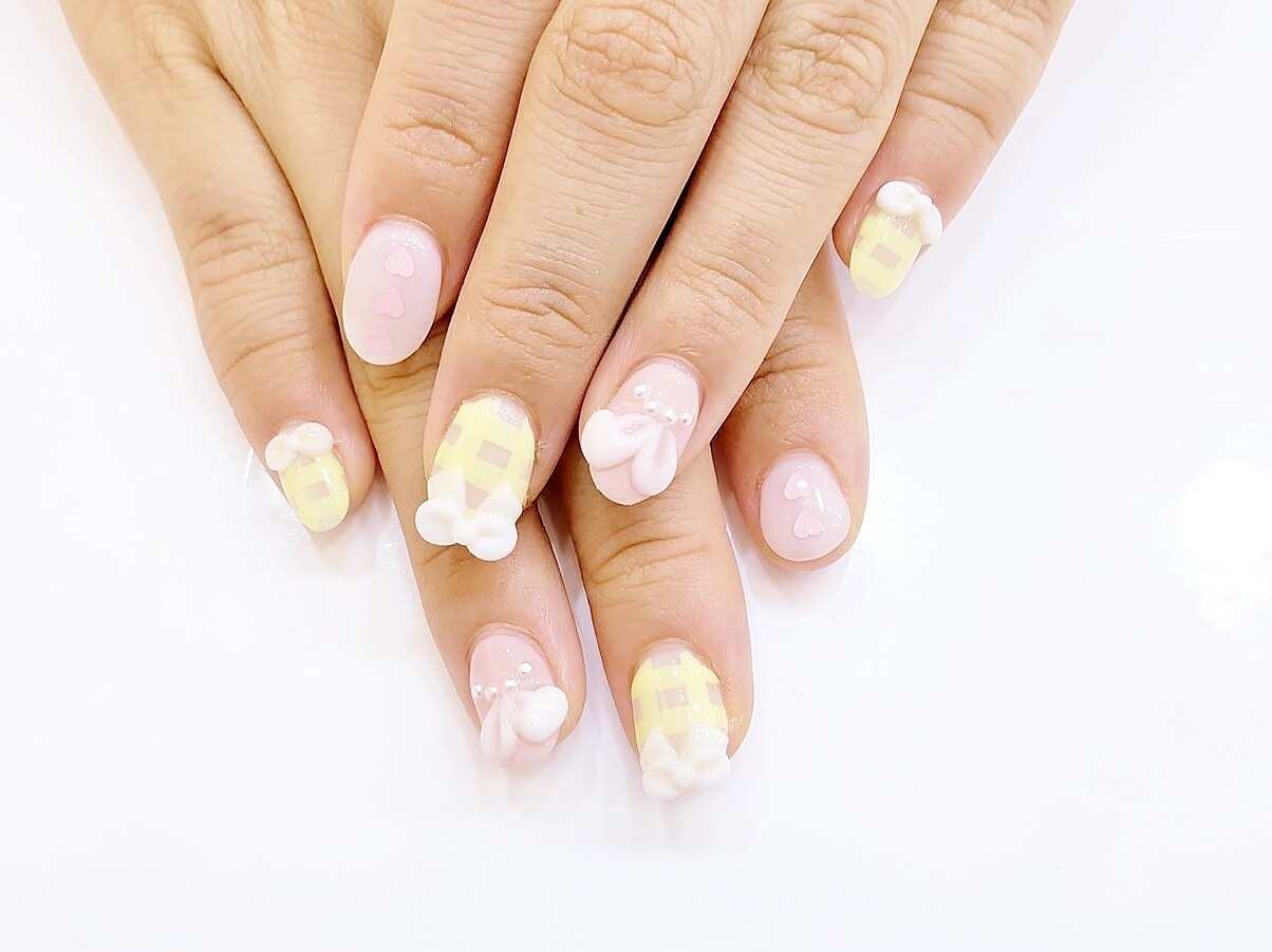 カチューシャネイル チューリップネイル ガーリーネイル