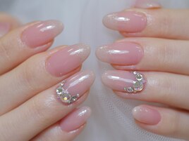 マオジェル　花びらネイル
