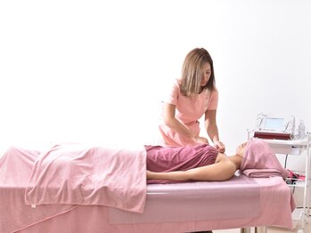 エリマ(elima)の写真/年齢で諦めないで！下垂してしまったお胸に★内側からアプローチして育乳環境・お身体の状態を整えます◎