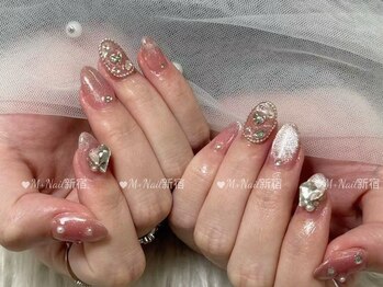 エムプラスネイル 新宿(M+Nail)/持ち込み★やり放題