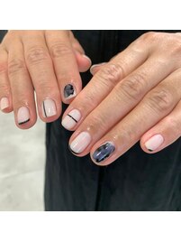 モノトーンアートネイル