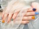 個性的なカラフルネイル
