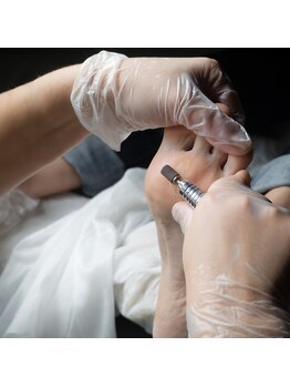 リケアネイル(Re:care nail)の写真/足裏の角質ケアなら当店にお任せ◎怠りがちな角質ケア…しっかりと行いお悩みも解消☆