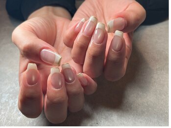 エスディーエフ ネイルズ(SDF nail’s)/つけ放題