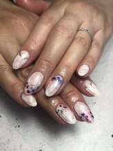 ヘアーアンドネイル ルシア(Hair&Nail Lucia)/卒業入学の季節にお花ネイル！