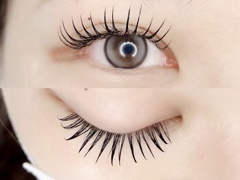 ルミエール 京橋店(Lumiere)の写真/【当店マツエク人気No.1★束感マツエク130本¥5500】束感仕上げで韓国アイドル風垢抜けeyeの完成◎